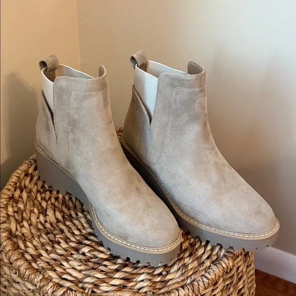 Dolce Vita boots shoe size 9 - Picture 7 of 8